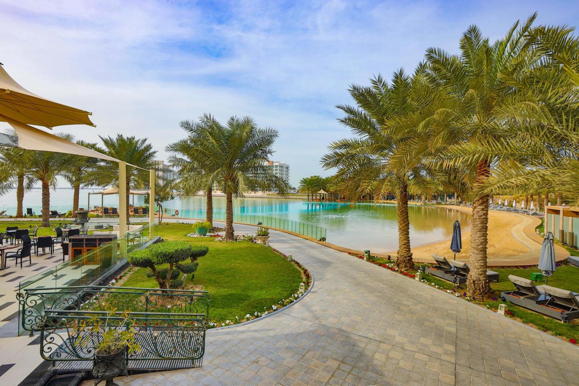 Palavra Resort Manama Eksteriør billede Al-Dana Resort