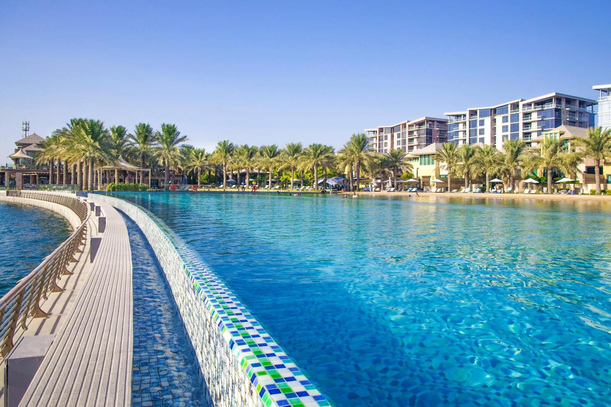 Palavra Resort Manama Eksteriør billede The Lagoon