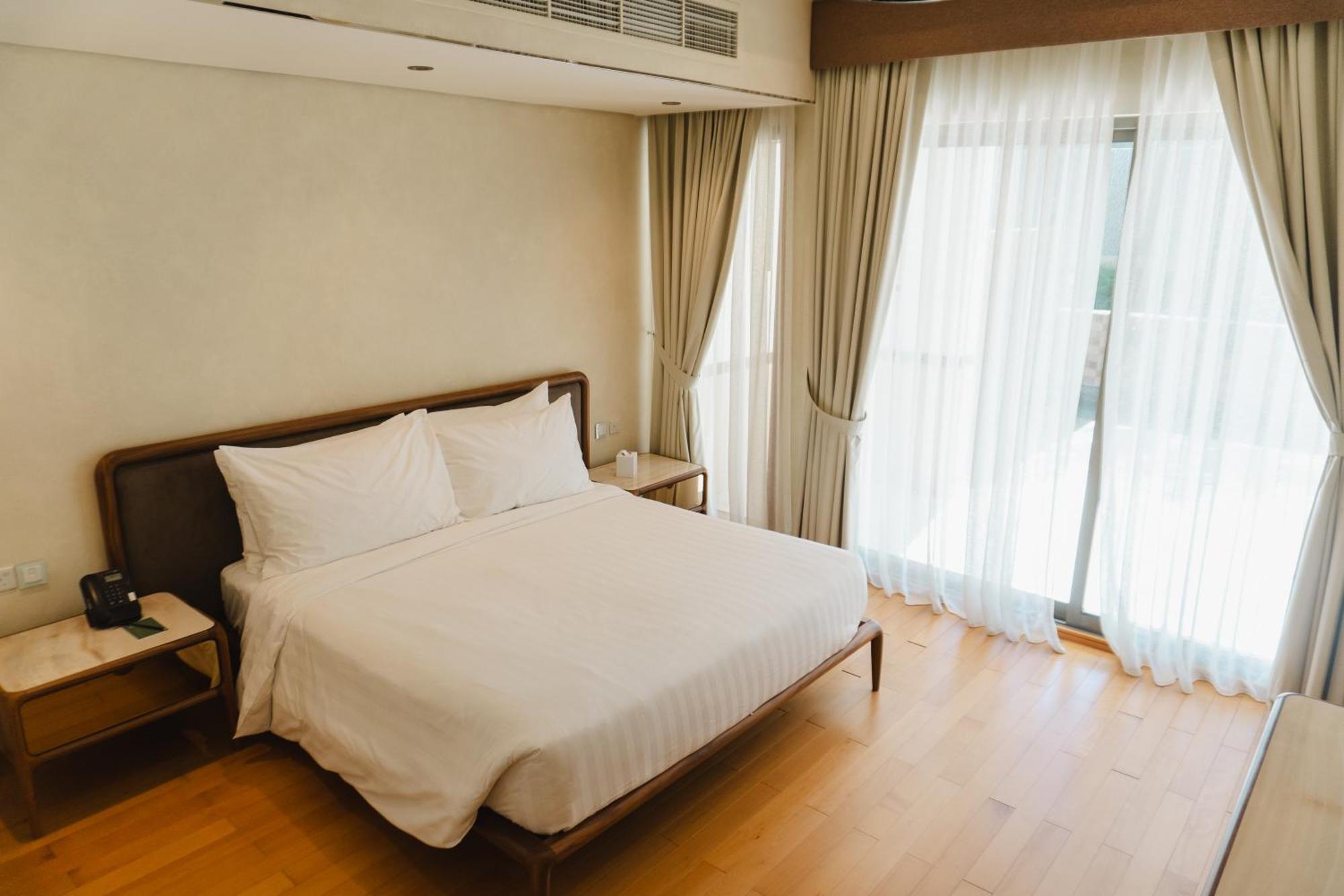 Palavra Resort Manama Eksteriør billede A bedroom at the hotel