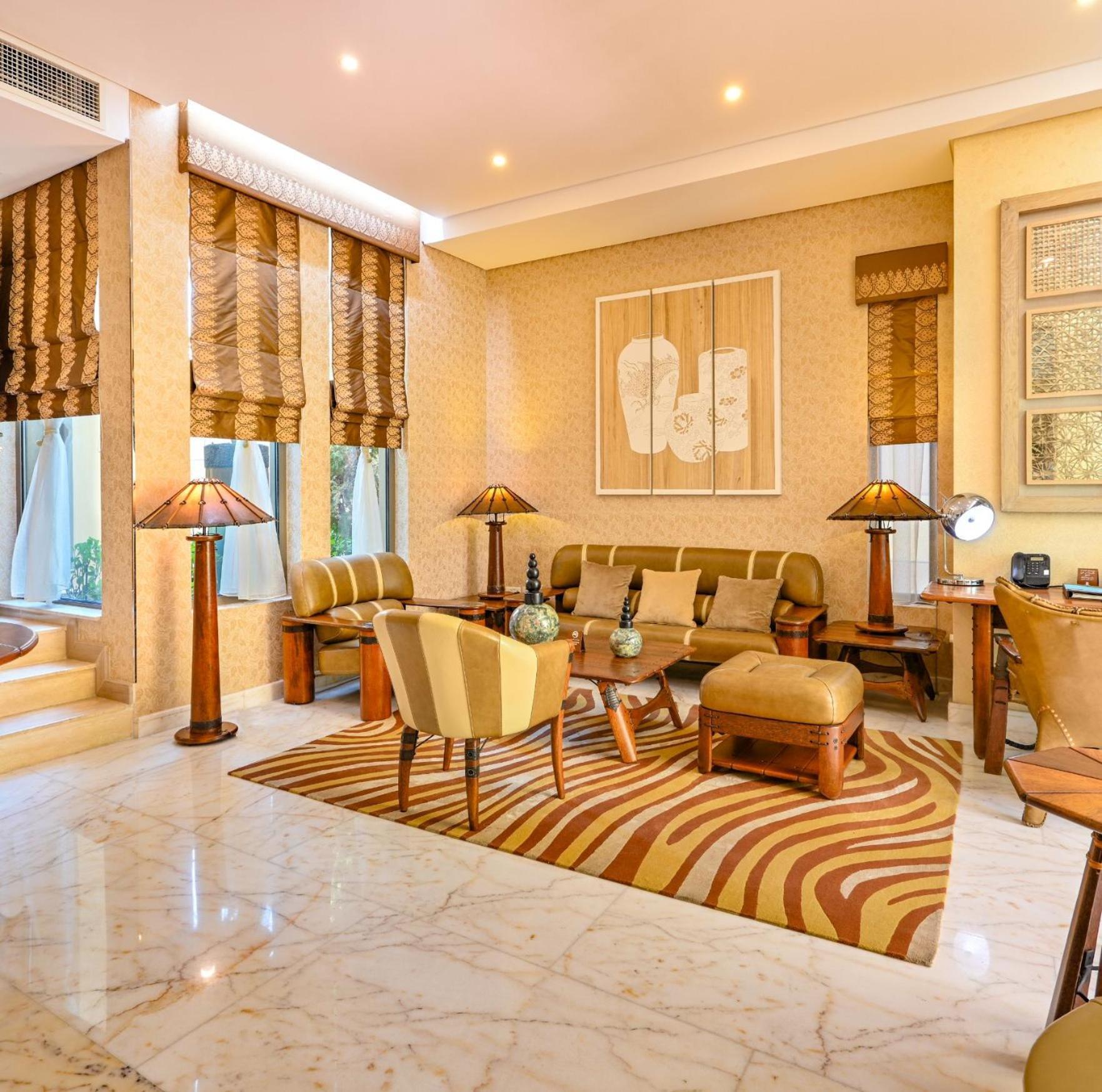 Palavra Resort Manama Eksteriør billede The interior of a suite at the Taj Mahal Palace, Mumbai