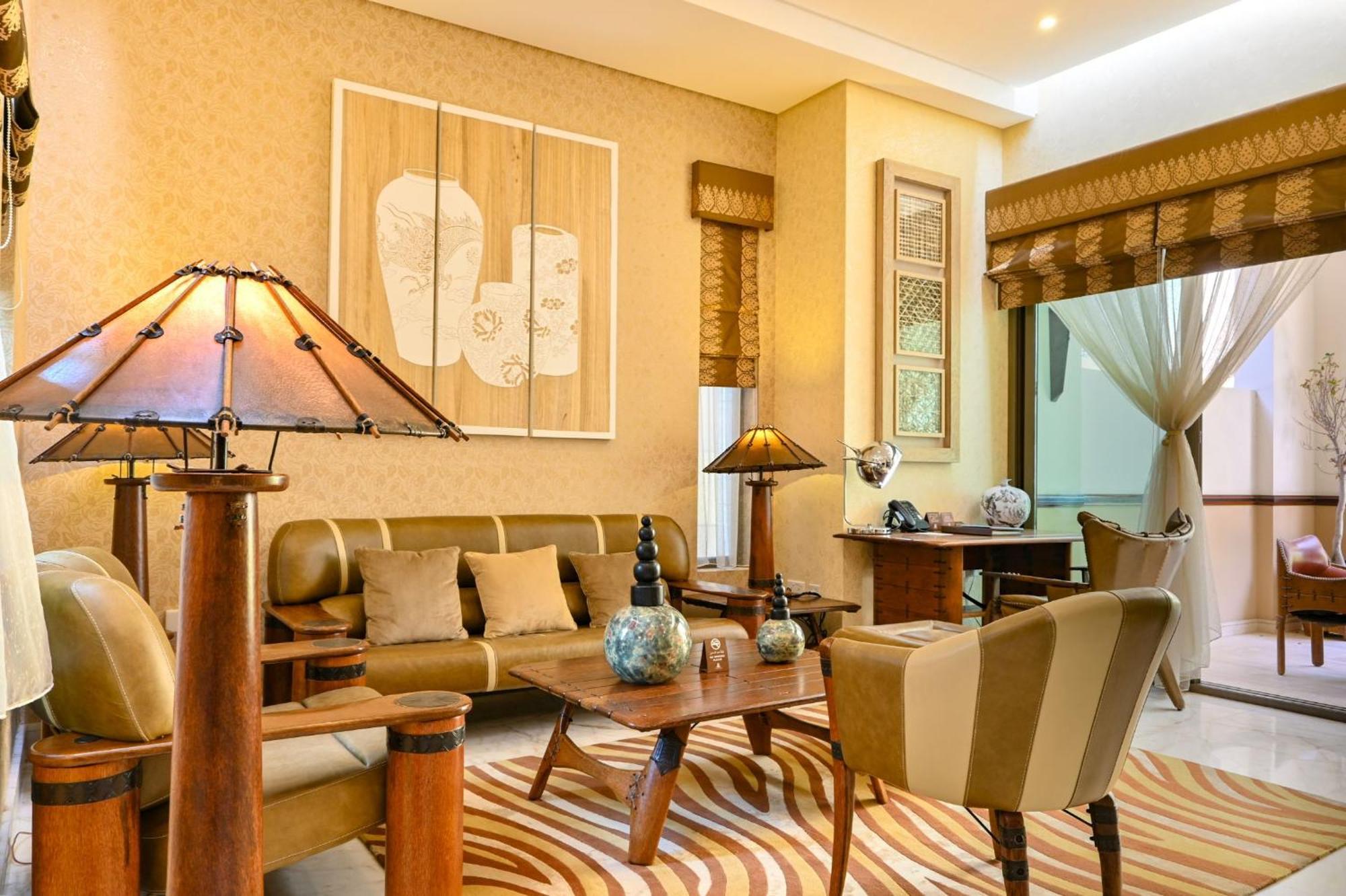 Palavra Resort Manama Eksteriør billede A living room